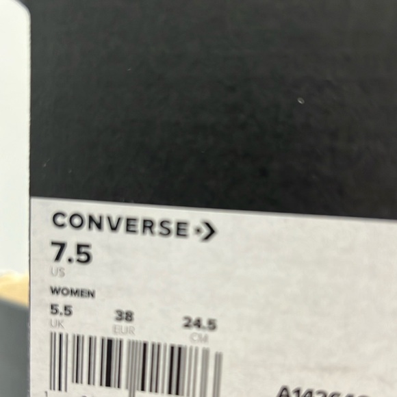 Converse Women's Floral High-Top Sneakers - Black and White - Picture 8 of 8